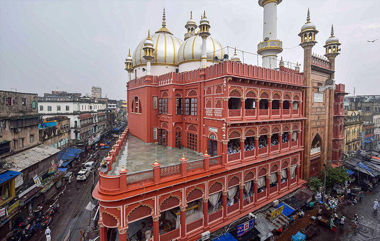 Nakhoda Mosque 