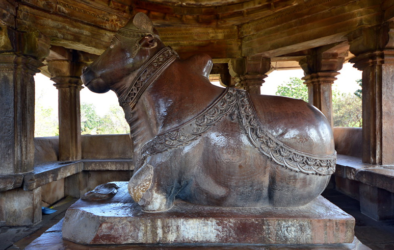 Vishwanath and Nandi Temple khajuraho